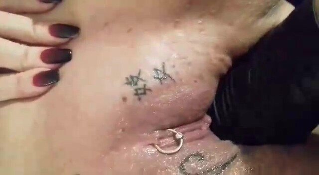 ROMANIAN HOTWIFE SWEETCRYSTAL ALIAS CRISTINA CAVARGIC PUSSY FISTING EXPOSED CLOSE UP